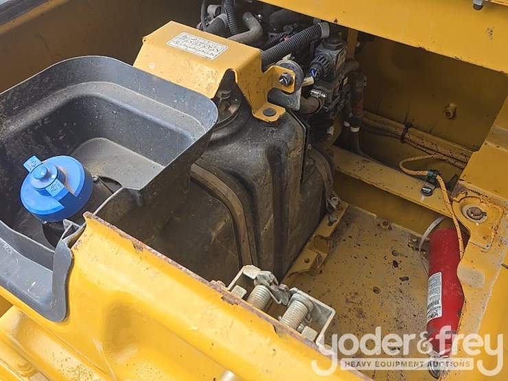 2017-caterpillar-336fl-image-46