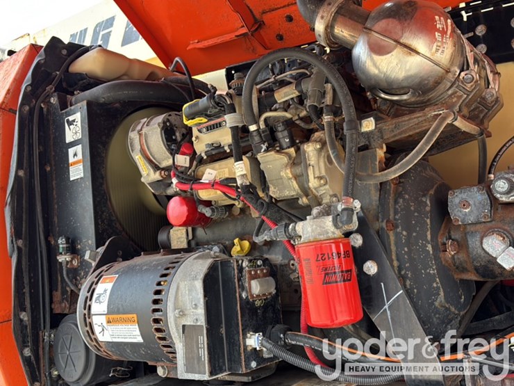 2014-jlg-800aj-image-29