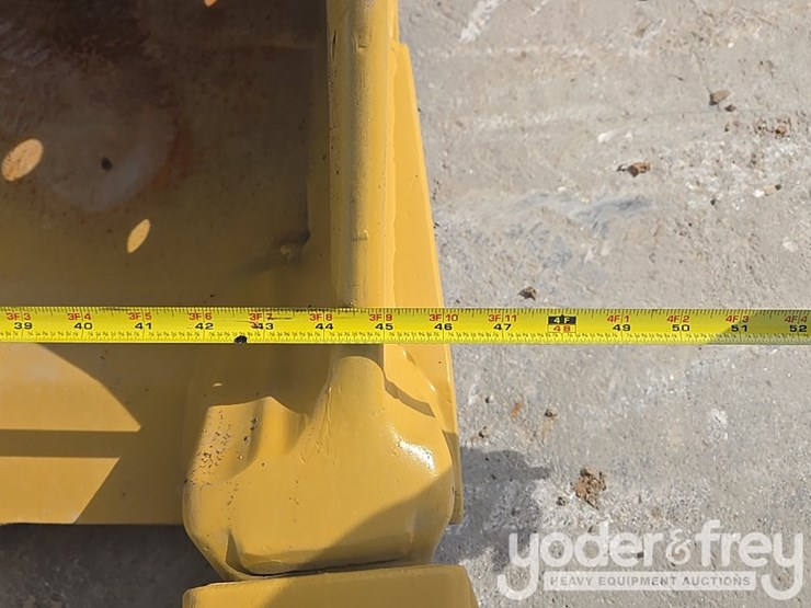 2017-caterpillar-336fl-image-29