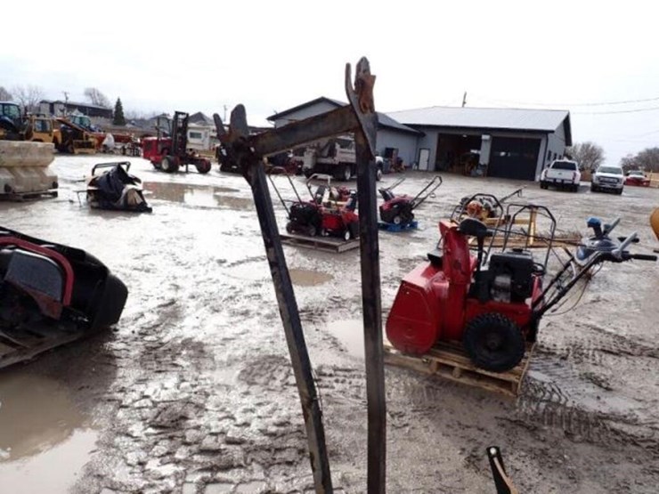 click-n-go-54-in.-snow-plow-image-7