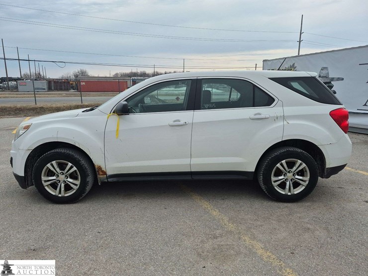 2013-chevrolet-equinox-image-8