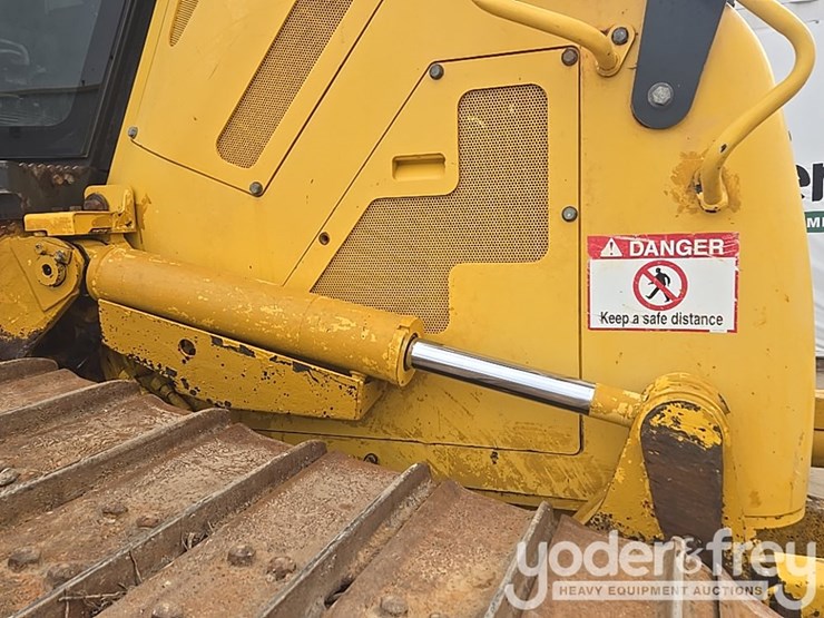 2014-komatsu-d61px-23-image-34