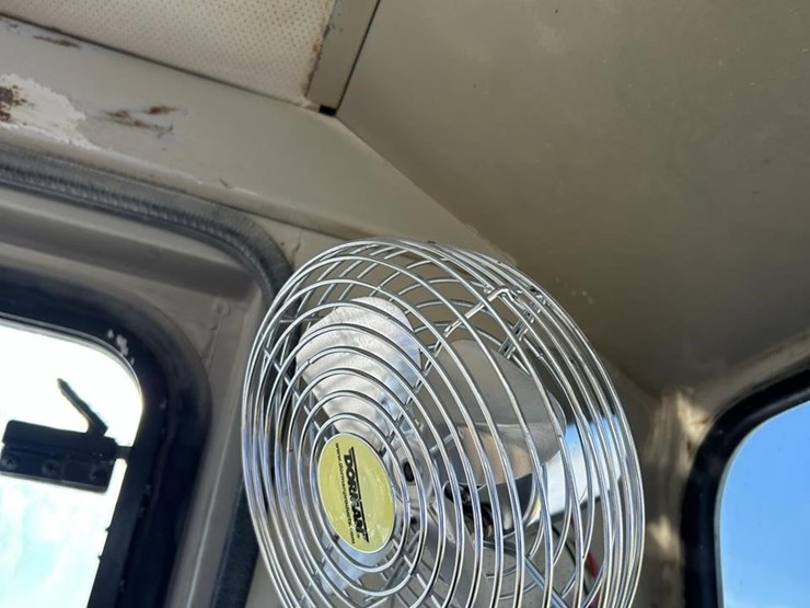 1987-komatsu-wa300-1-image-47