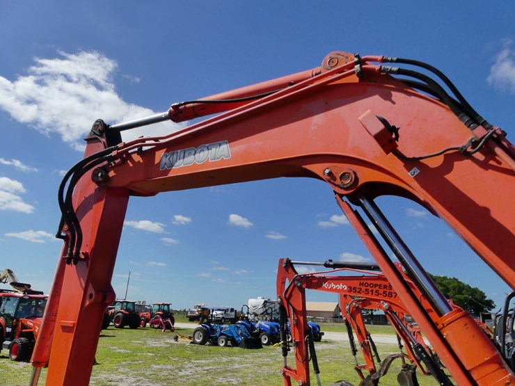 2011-kubota-kx080-3-image-8