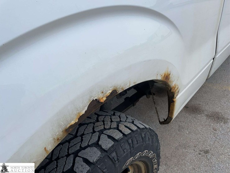 2014-ford-f150-image-31