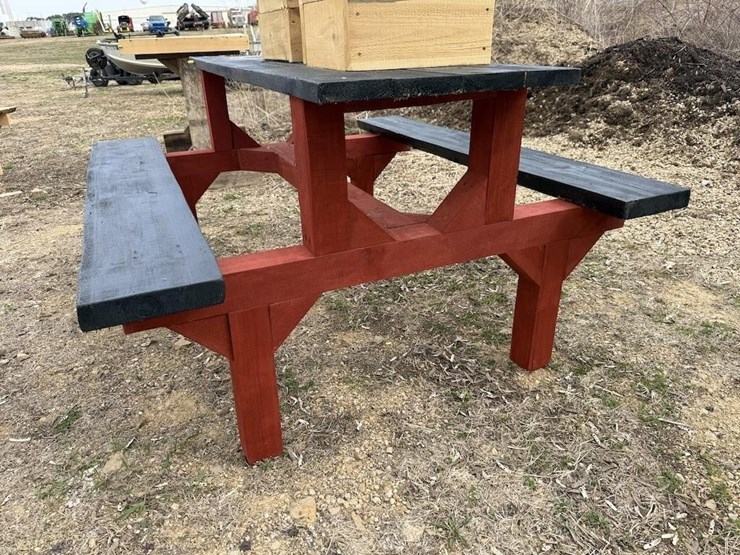 picnic-table-image-3