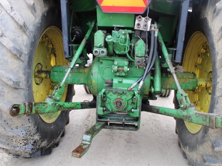 john-deere-4040-image-6