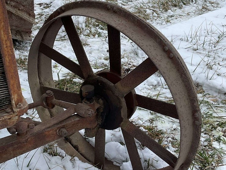 fordson-with-hamilton-rear-end-image-14