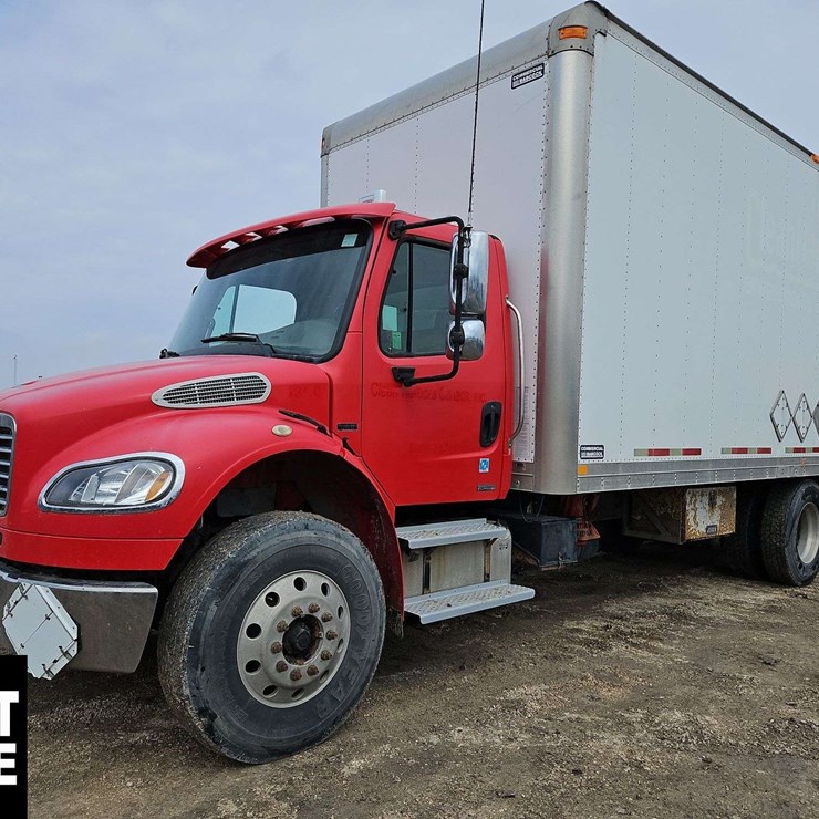 2008 FREIGHTLINER M2 106