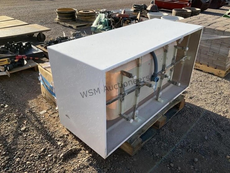 bathtub-and-telescoping-duct-cover-image-2