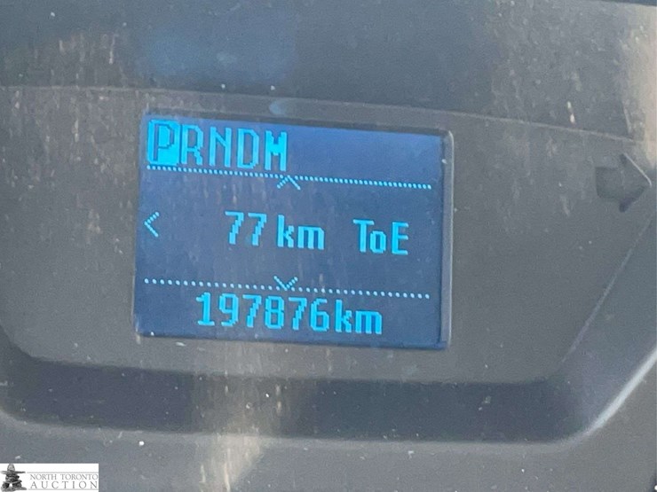 2015-ford-transit-image-18