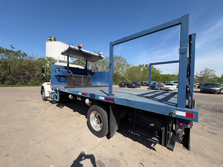 2007-kenworth-t300-image-4