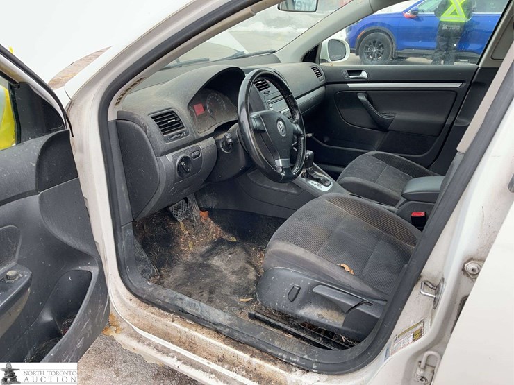 2009-volkswagen-jetta-comfortline-4dr-sedan-6a-image-11