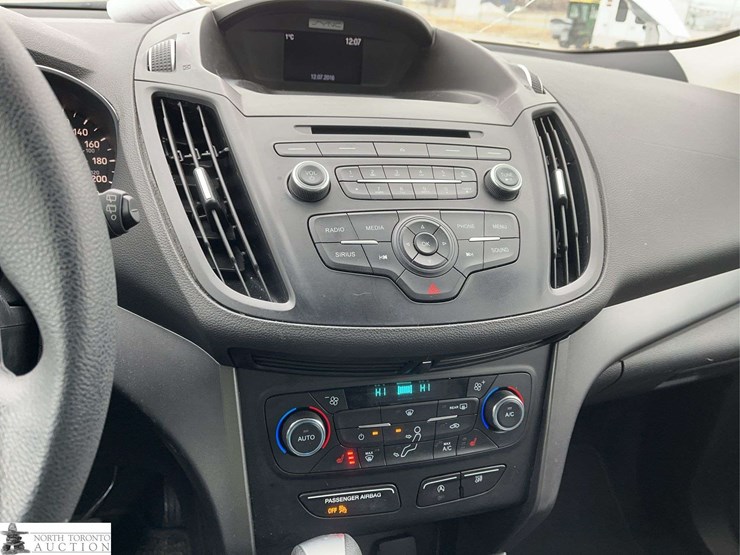 2017-ford-escape-image-13