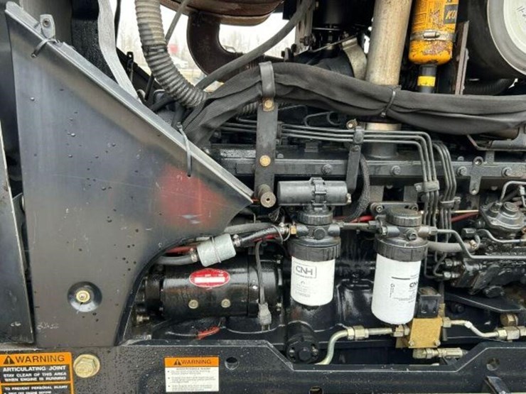 new-holland-tv6070-image-31