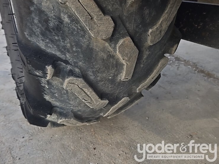 2020-club-car-carryall-1700-image-25