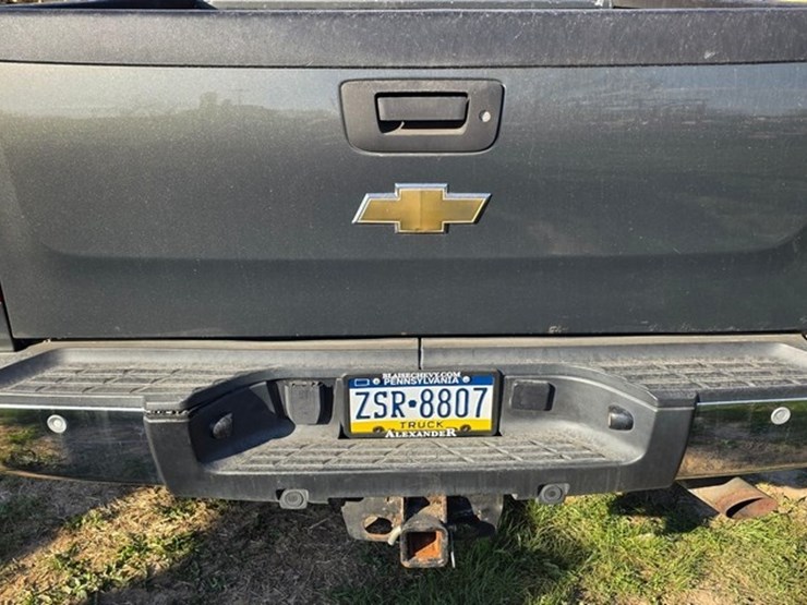 2011-chevrolet-2500-image-18