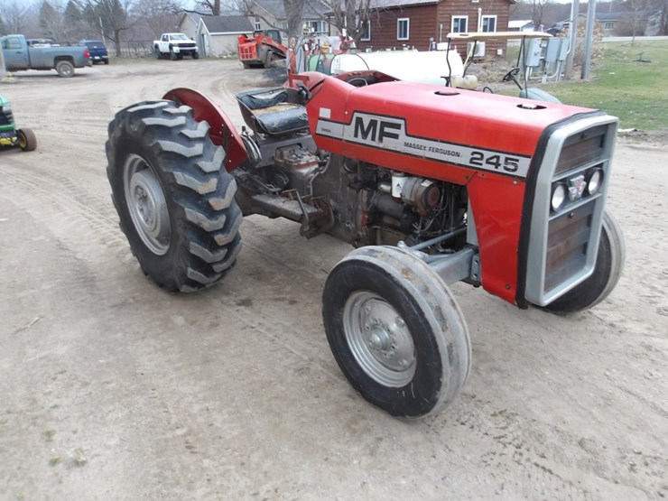 #6454-•-massey-ferguson-245-diesel-image-4