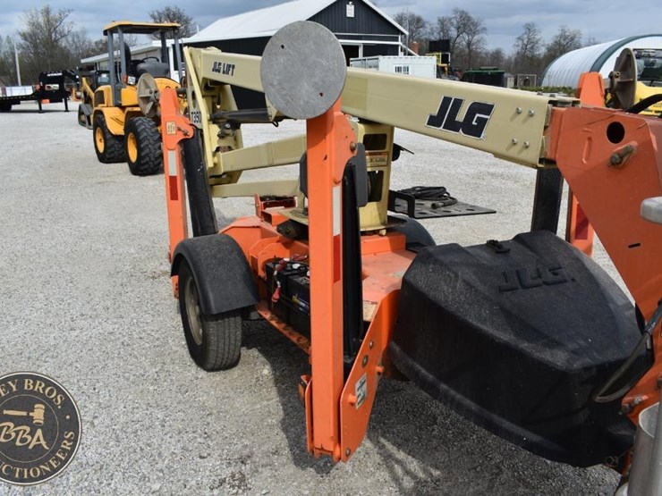 2018-jlg-t350-image-21