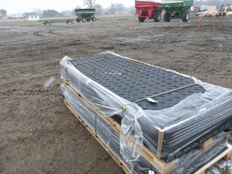 #7381-•-(15)-ground-protection-mats-image-2