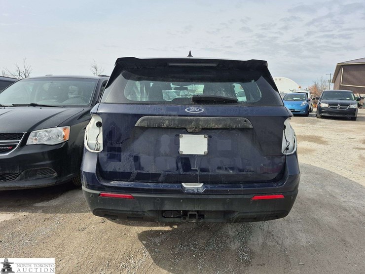 2023-ford-explorer-image-6