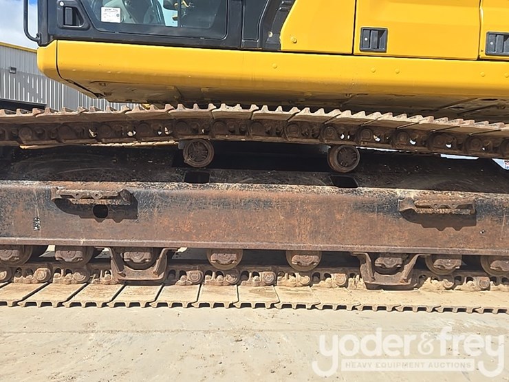 2019-caterpillar-336-image-10