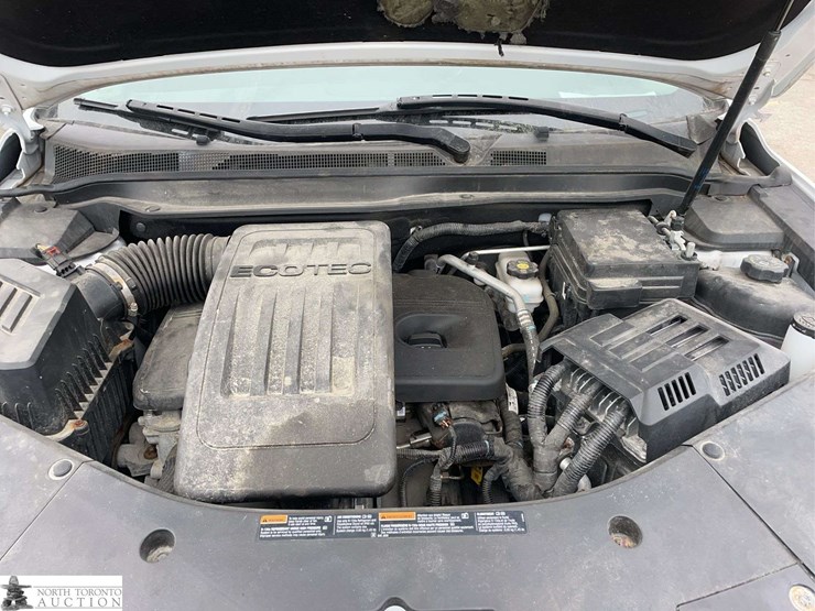 2017-chevrolet-equinox-image-10