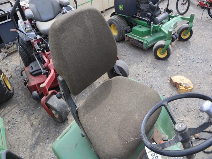 john-deere-212-image-16