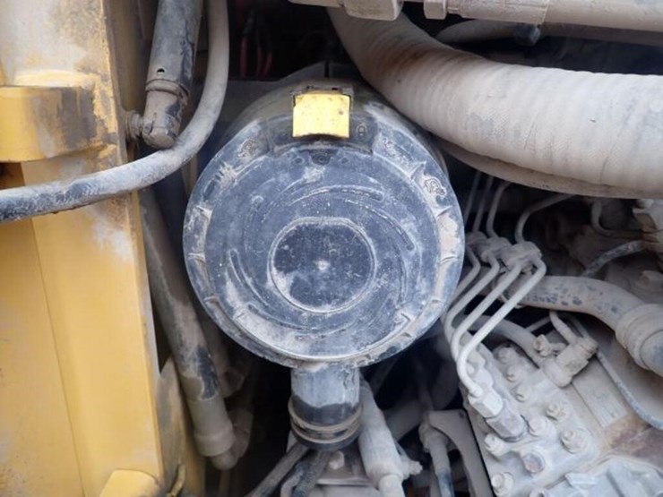 2010-caterpillar-232b-image-34