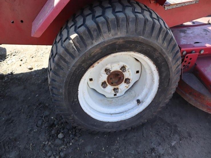 toro-groundsmaster-224-image-10