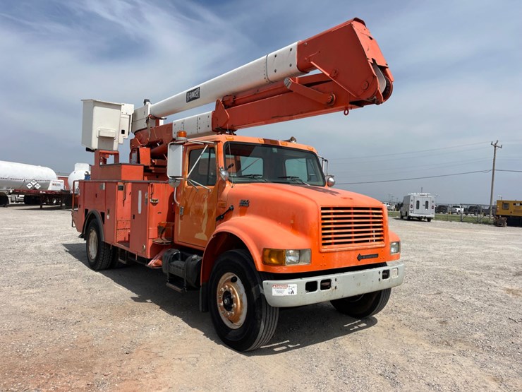 2001-international-4900-image-3