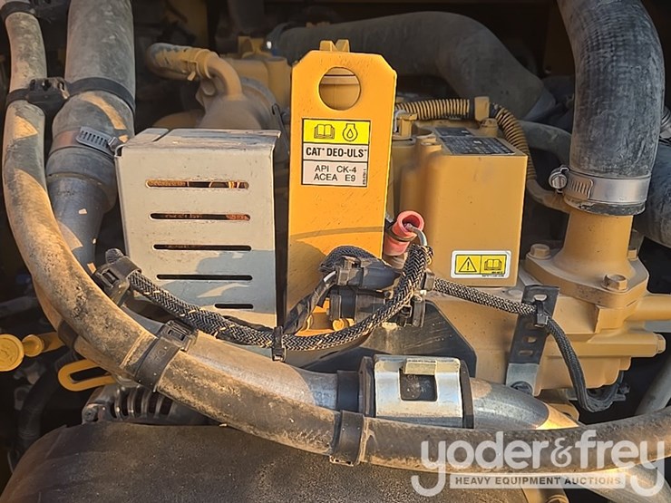 2022-caterpillar-289d3-image-64