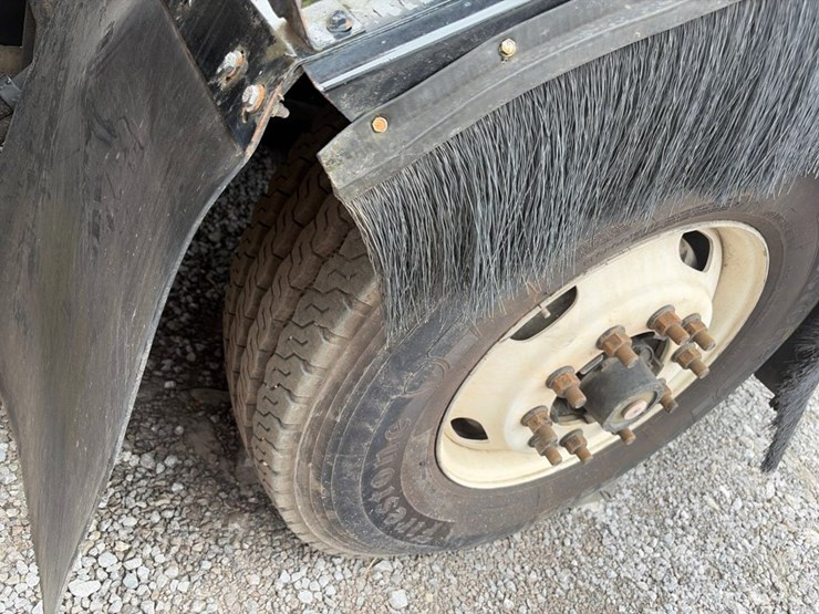 #31716-•-2009-crane-carrier-sanitation-truck-image-14