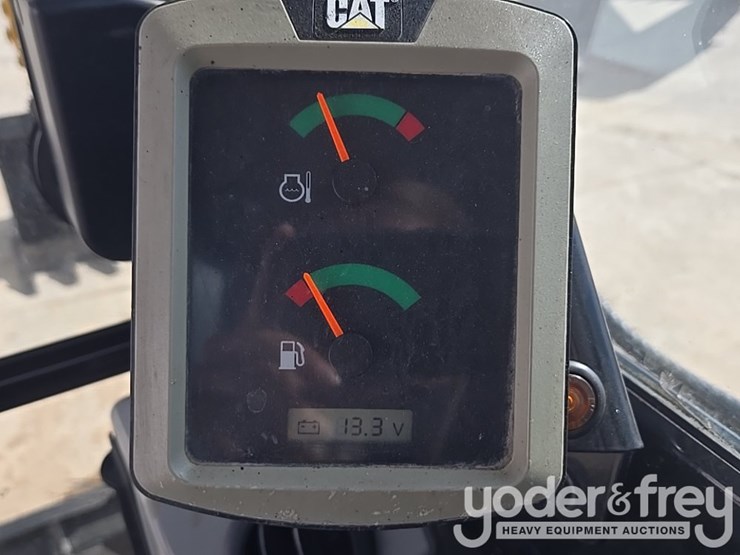 2018-caterpillar-305.5-image-104