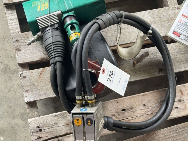 mini-125-air-chain-hoist-image-1