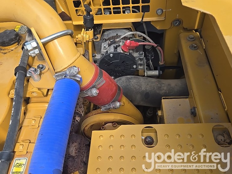 2017-caterpillar-336fl-image-74