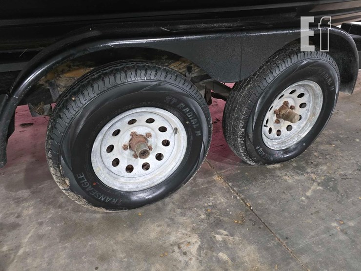 trailer-mounted-boat-image-35