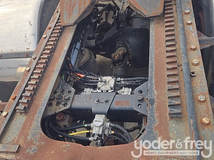 2014-kenworth-t800-image-67