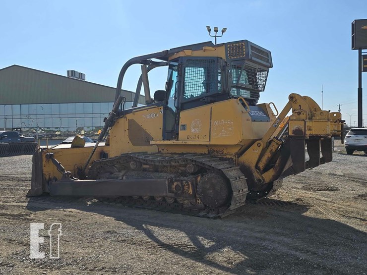 2006-deere-750j-image-4