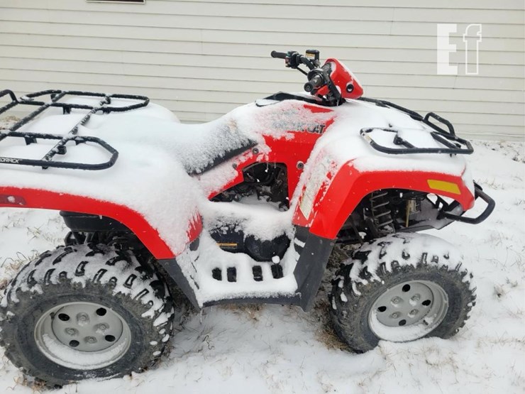 2009-caterpillar-550-image-3