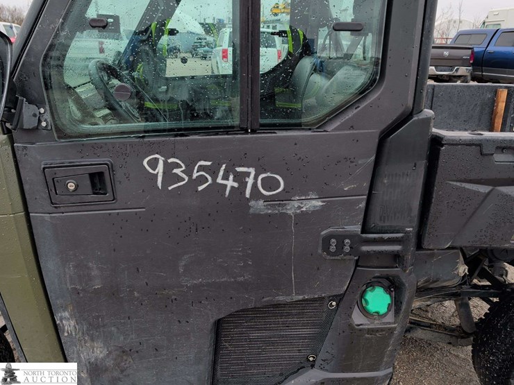 2015-polaris-ranger-image-12