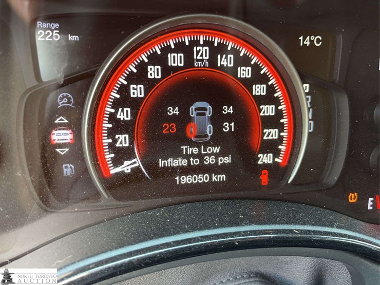 2021-dodge-durango-image-18