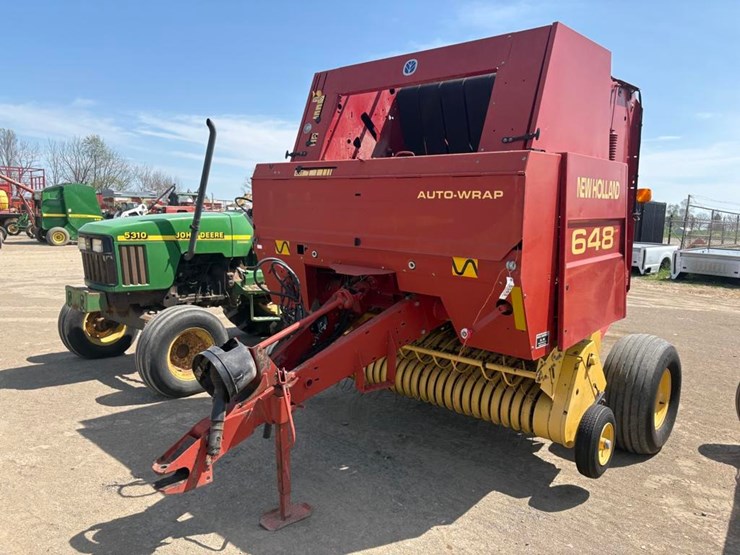 new-holland-648-image-3