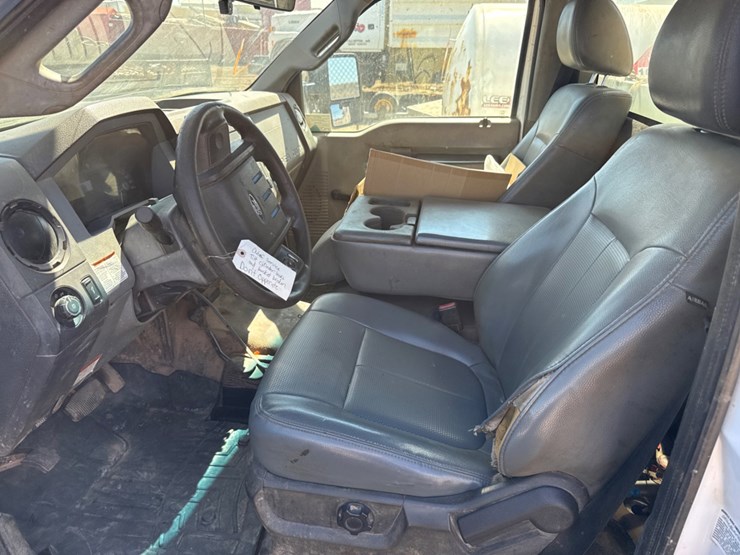 2012-ford-f550-image-5