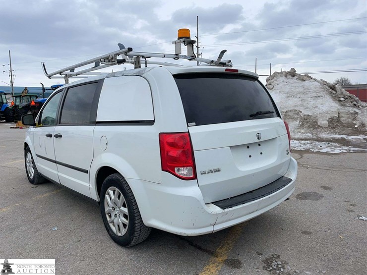 2015-ram-c/v-image-7