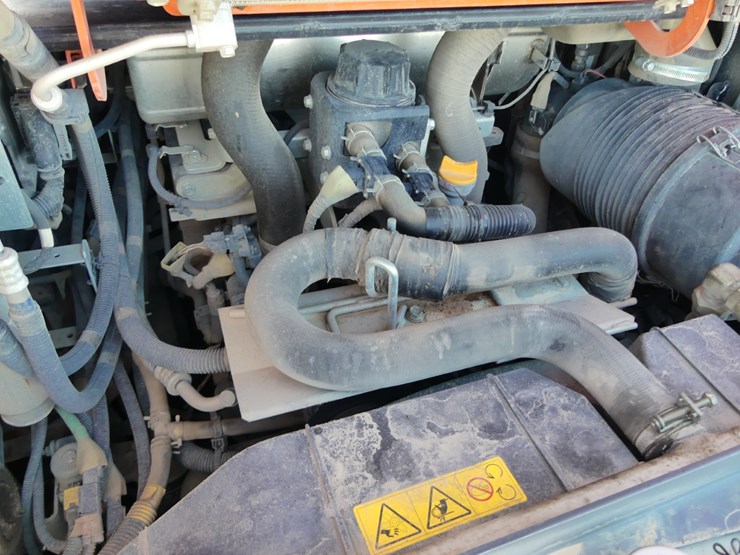 kubota-svl97-2-image-9