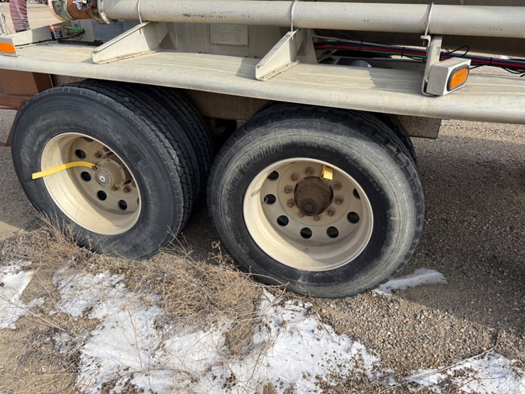 2009-heil-trailer-image-10