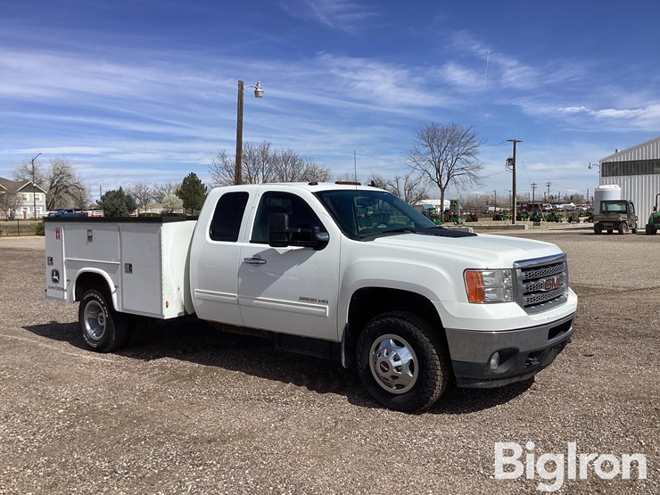 2013-gmc-sierra-3500-image-3