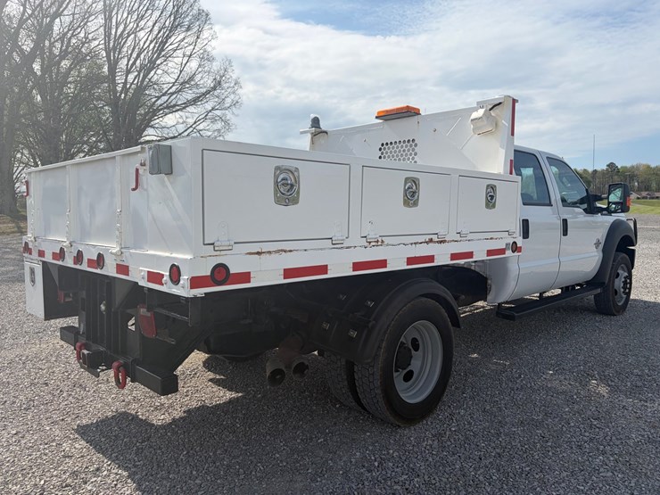 2012-ford-f550-image-9