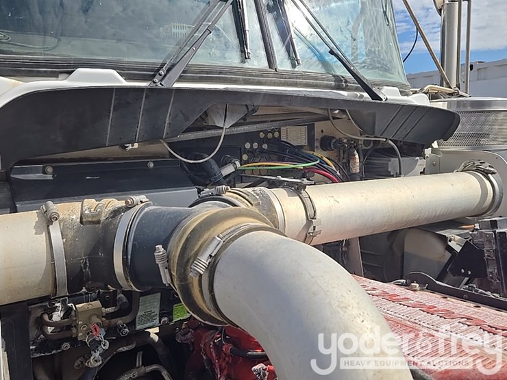 2014-kenworth-t800-image-113